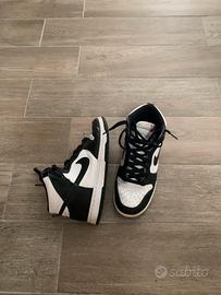 Scarpe da ginnastica Nike Dunk alte numero 40