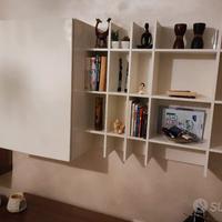 bussolotti laccati e libreria laccata