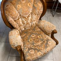 Poltrona in legno e tessuto