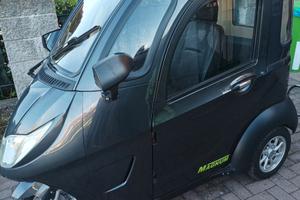 Scooter elettrico a 3 ruote