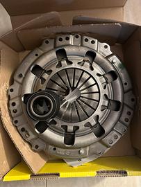 Kit Frizione LUK 622 3055 00 - 1.5 dCi