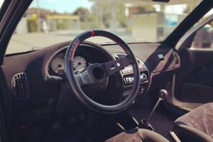 cruscotti floccati per auto da rally e stradali 