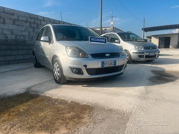 Ford fiesta 1.2 benzina