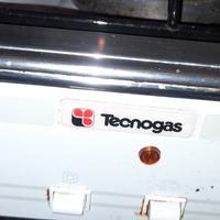 cucina Tecnogas con forno elettrico