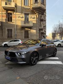 MERCEDES-BENZ A 180 d Automatic Sport