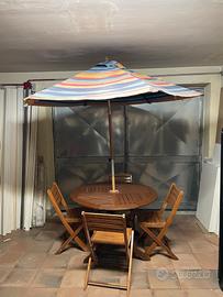tavolo tondo con 4 sedie legno ed ombrellone 