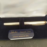 Penna stilografica Delta