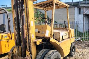 Carrello elevatore TCM 40