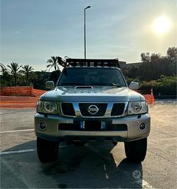 Nissan Patrol gr y61