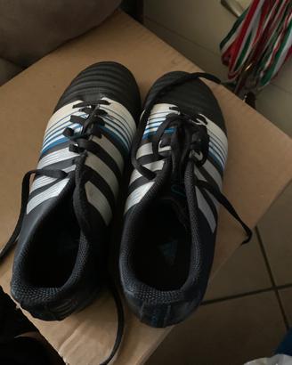 Scarpe cacetto adidas