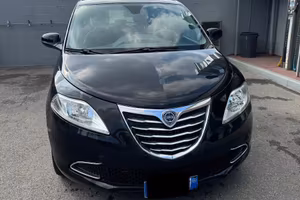 LANCIA Ypsilon 1.3 MJT 95 CV Gold 5 porte