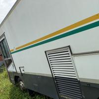 Autonegozio paninaro , paninoteca mobile