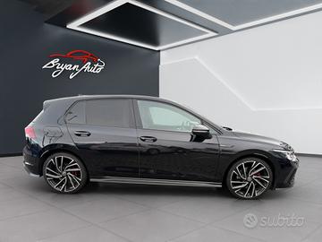 Volkswagen Golf 2.0 tdi 200cv dsg DCC(SOSPENSIONI 