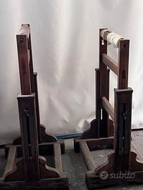 Cavalletti antichi da falegname da restaurare.