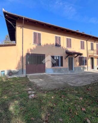 CASA INDIPENDENTE A ROCCA D'ARAZZO