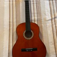 Chitarra classica + custodia + corde + plettri