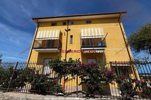 Appartamento, Campofelice di Roccella.