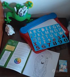 Kit disegno: lavagna+album+gioco+portapenne+peluch