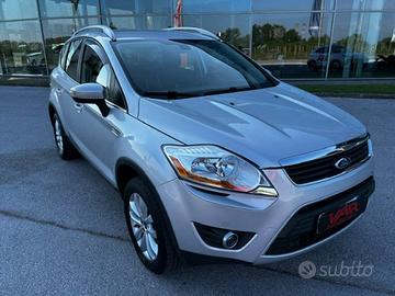FORD Kuga 2.0 TDCi 163 CV 4WD "GANCIO TRAINO"