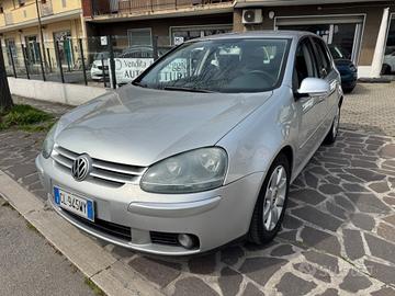 Volkswagen Golf 2.0 16V TDI 5p. Sportline