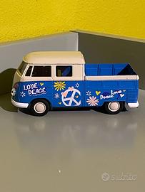 modellino automodello WV T1 Flower power blu