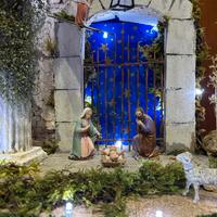 Presepe artigianale con luci LED – fatto a mano