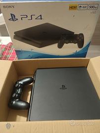 ps4 Slim 500 giga praticamente nuova