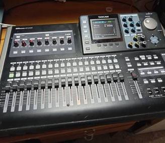 STUDIO REGISTRAZIONE PROFESSIONALE