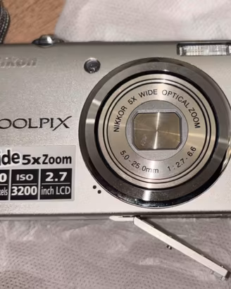 Fotocamera Compatta Nikon COOLPIX S570 con scatola