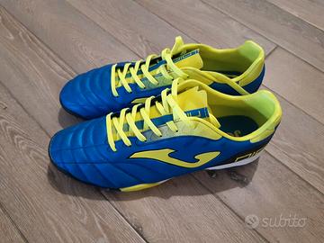 Scarpini da calcetto