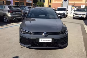 Volkswagen Golf 1.5 etsi R-Line 150cv dsg
