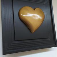 Heart in frame. cuore gold in cornice in legno col