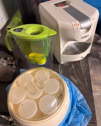 Macchina caffe+ yougurtiera+ caraffa acqua