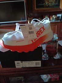 Scarpe Adidas Terrex Agravic 3 bianco puro arancio