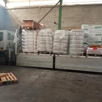 Iveco Eurocargo e 18-130 con gru pesci