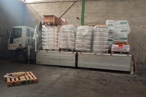 Iveco Eurocargo e 18-130 con gru pesci