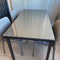 Tavolo da esterno