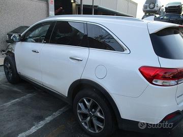 KIA SORENTO 2.2 CRDI 2015 D4HB per ricambi