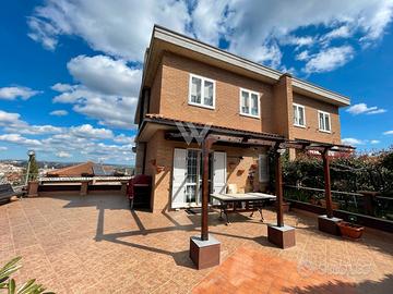 Porzione di villa a schiera