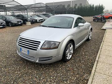AUDI TT Coupé 3.2 V6 cat quattro