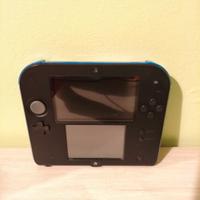 Nintendo 2ds con giochi e caricatore 
