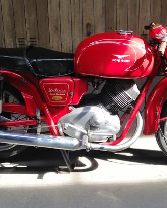 Moto Guzzi Lodola 235