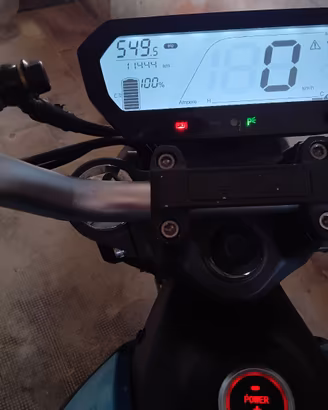 Vmoto Soco TS L1e (ciclomotore elettrico)