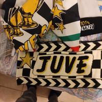 Sciarpa bandiera e cappello Juventus