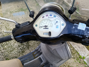 Vespa piaggio 50 lx