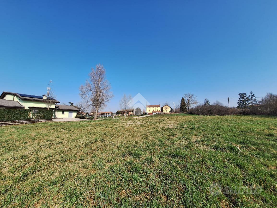 TER. RESIDENZIALE A VOLPEDO - Vista 6