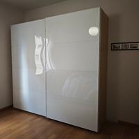 armadio Pax Ikea, doppia anta scorrevole, bianco