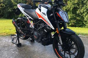 Ktm duke 390