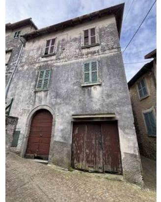 Immobile in asta di 49 m² con 2 locali e box auto 