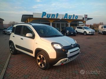 Fiat Panda 1.0 FireFly S&S Hybrid MOD. Cross * SEN